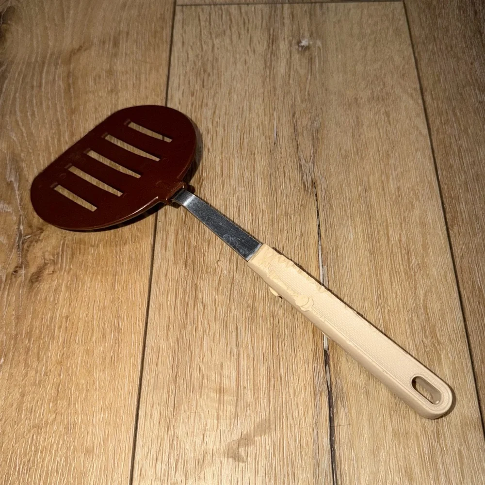 Vintage EKCO‎ Wide Slotted Spatula Pancake Flipper Brown Nylon USA